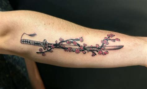68 Creative Sword Tattoos That Can Cater To Every Purpose