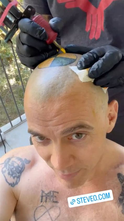 Jackass star Steve-O gets a new massive tattoo on his head and people are shocked - News - UNILAD