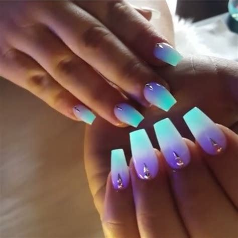 Glow in the dark nails @bossyrodriguez | Dark nail designs, Glow nails ...