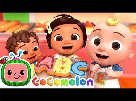 Spanish ABC's Song | CoComelon Nursery Rhymes & Kids Songs - Videos For Kids