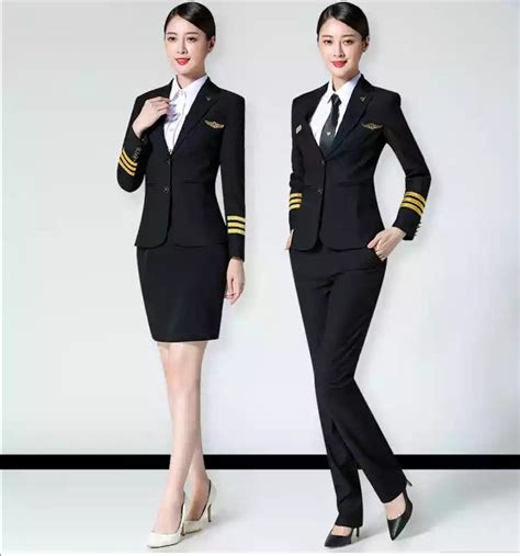 Pin by A on Flight Attendant | Air hostess uniform, Fashion, Pilot uniform