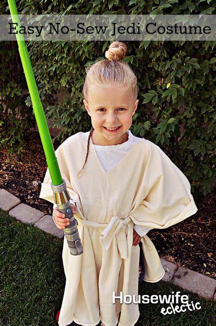 Easy No-Sew Jedi Costume - Housewife Eclectic | Jedi costume diy, Star wars costumes diy, Easy ...