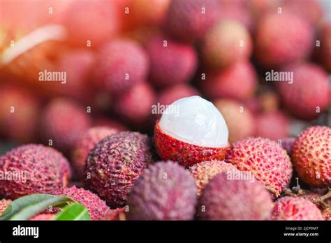 Close up lychee fruit , fresh ripe lychee peeled from lychee tree at tropical fruit Thailand in ...