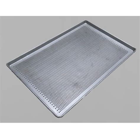 Stainless Steel Rectangular Perforated Baking Tray/ Cooling Tray, For ...