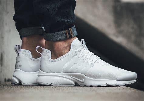 Nike Air Presto White Leather 878071-101 | SneakerNews.com