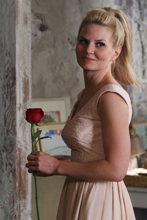 Pin by Rose Menetrey on Once Upon a Time | Emma swan, Jennifer morrison ...