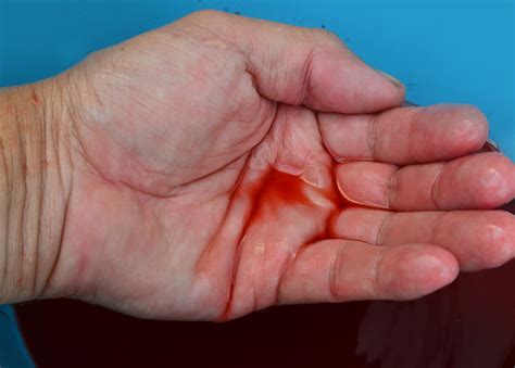 Comment faire du faux sang avec du ketchup