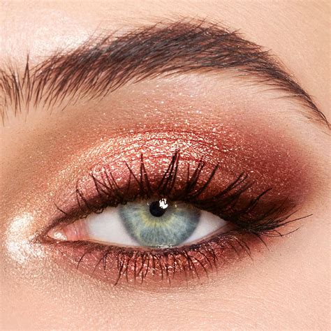 Rose Gold Eyeshadow Look, Sparkly Eye Makeup, Cat Eye Makeup, Makeup ...