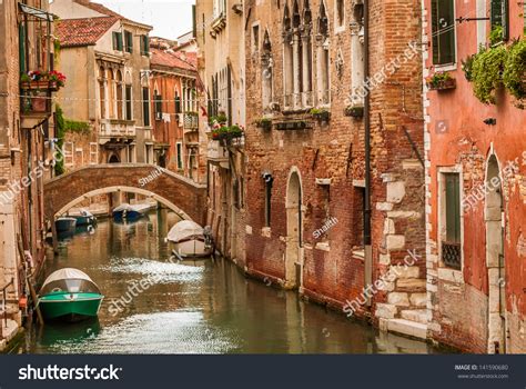 Historic Houses Grand Canal Venice Stock Photo 141590680 | Shutterstock