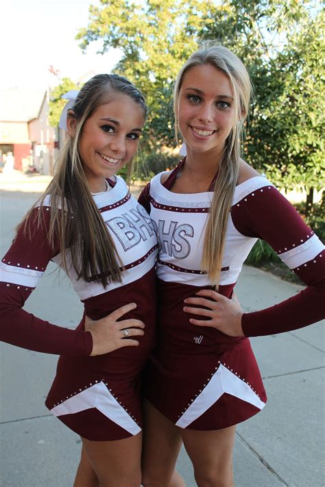 Hottest High School Cheerleaders - CreepShots