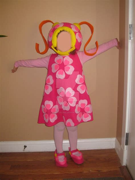 Milli Umizoomi by CraftyElDee on DeviantArt | Diy costumes kids, Team ...