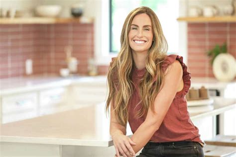 New HGTV series set in San Antonio has S.A. resident, ‘Survivor’ winner Kim Wolfe (Spradlin) as host