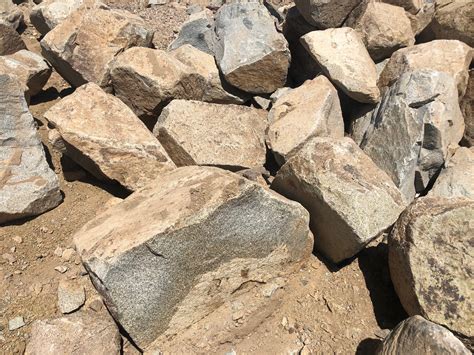 Desert Select Boulders | Southwest Boulder & Stone