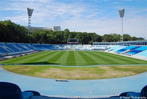 Live Football: Dinamo Kiev Stadium - Valeriy Lobanovskiy