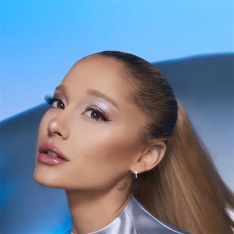 Ariana Grande vuelve a la música con un álbum en 2024 | Filo News