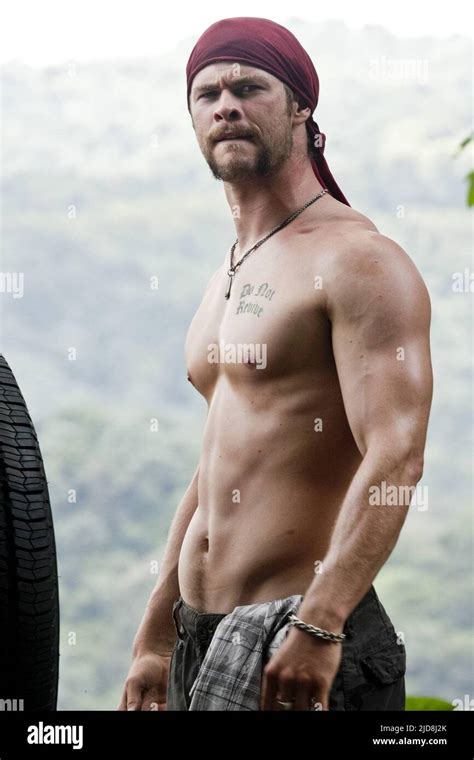 CHRIS HEMSWORTH, A PERFECT GETAWAY, 2009 Stock Photo - Alamy