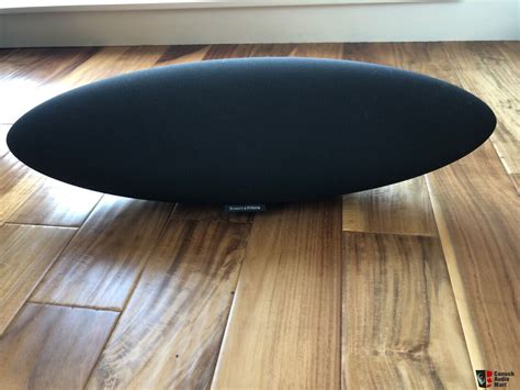 Zeppelin speaker Bowers& Wilkins For Sale - Canuck Audio Mart