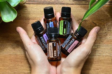 3 Secrets of High Quality Essential Oils Nobody Tells You ~ Flow Retreats