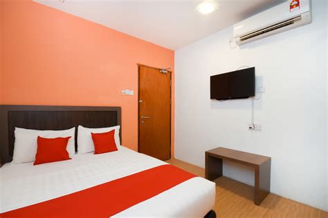 Miri Hotel: Budget Hotels in Miri Hotel Deals (from RM41), Malaysia - OYO Hotels