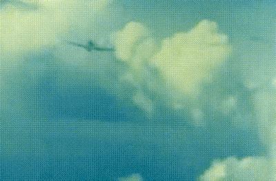 Dogfights From Deadly Skies of WW2 Pacific Battles (22 gifs)
