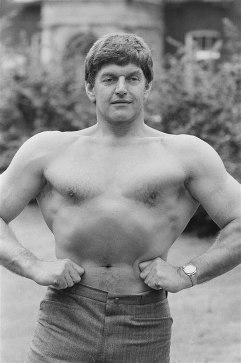 David Prowse, the Bristolian bodybuilder who played Darth Vader, dies ...