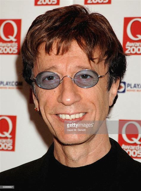 News Photo : Musician Robin Gibb of The Bee Gees arrives at... | Robin, Q awards, Bee gees