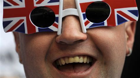 English Found to Have Better Teeth Than Americans