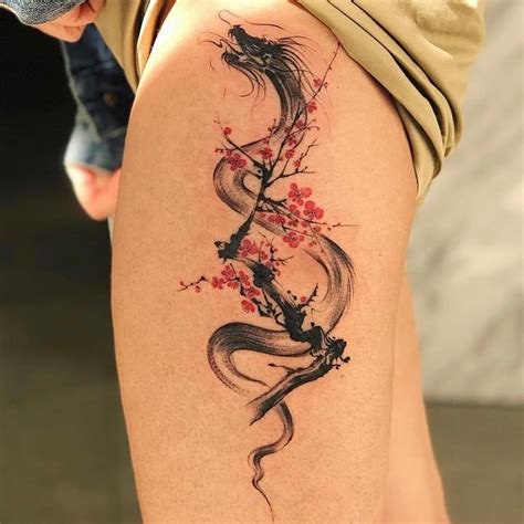 dragon ink by @j.shin.nyc 🌸🐉 | Tatouage dragon, Tatouage de dragon ...