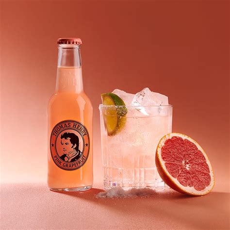 The Refreshing Cocktails with Grapefruit Soda