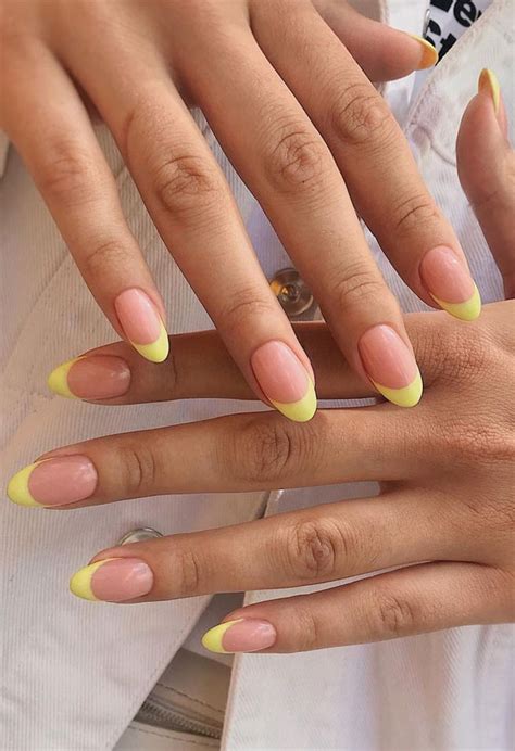 25 Cute Coloured French Tip Nail Ideas : Pastel Yellow Tip Nails