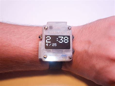 Making Smartwatches As Popular As Smartphones - Robot Tip