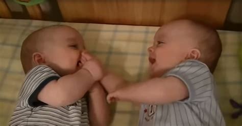 Four-Month-Old Twins Share A Case Of The Giggles In Hilarious Video – WWJD