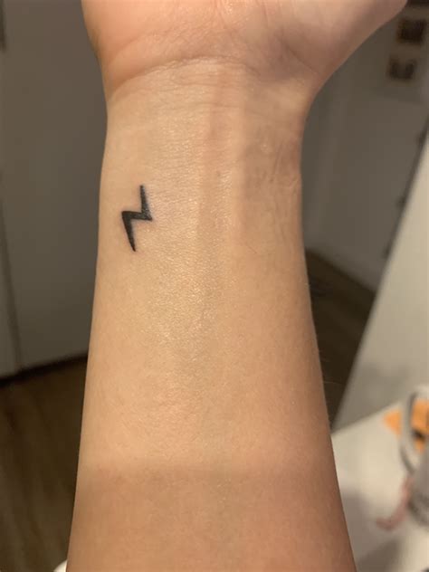 Discover more than 144 harry potter lightning bolt tattoo latest - vova ...