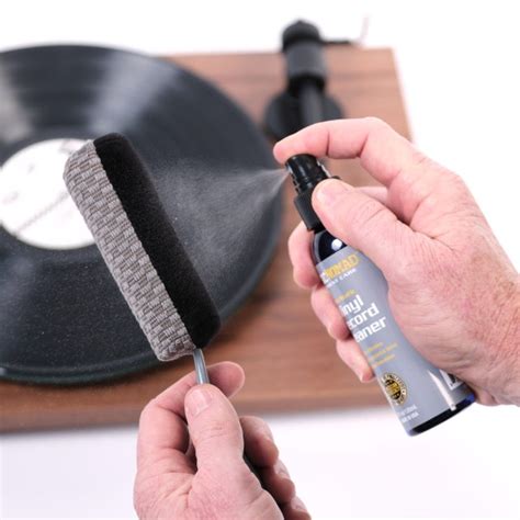 MusicNomad has launched a 6-in-1 vinyl cleaning kit