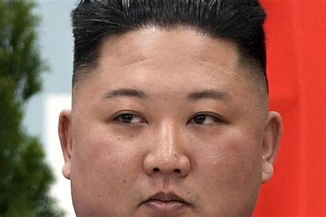 Kim Jong Un orders lockdown as North Korea confirms first Covid outbreak | Radio NewsHub