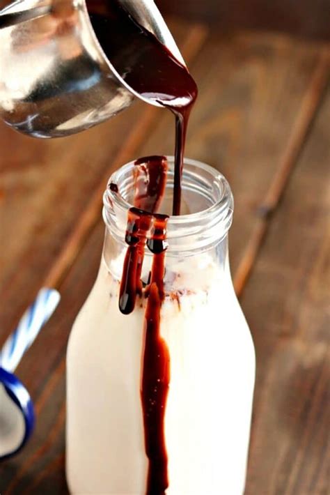 Easy Homemade Chocolate Syrup | Kylee Cooks