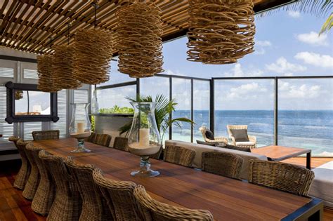6 BR BEACHFRONT VILLA | Cancun Luxury Rentals