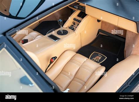 Lamborghini interior hi-res stock photography and images - Alamy