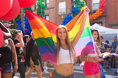 25 Inspiring Images From the NYC Pride March | Pride parade, Lgbt ...