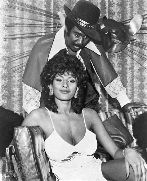 Pam Grier & Robert DoQui in Coffy (1973) | Black hollywood, Pam grier ...