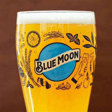 A signature beer glass design created for Blue Moon. This custom glass illustration was made for ...