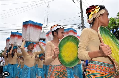 Kakanin Festival Offers Free Rice Delicacies For All! - Travel to the ...