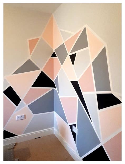 10+ Triangle Wall Paint Design – HomeDecorish