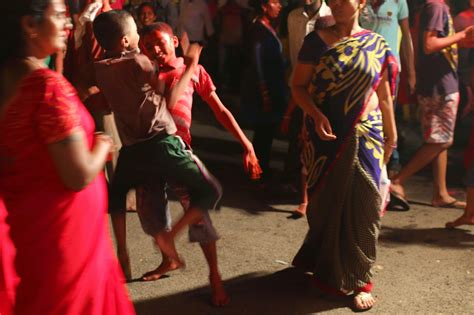 Ganesh Visarjan Mumbai: Fun on the streets!