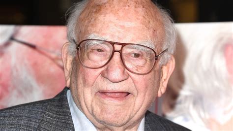 Ed Asner Revealed How He Really Felt About His Roles In Elf And Up