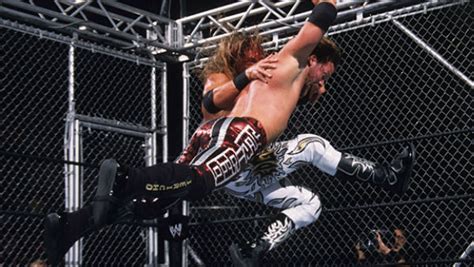 10 Must-See Matches From WWE SmackDown 2002 – Page 7