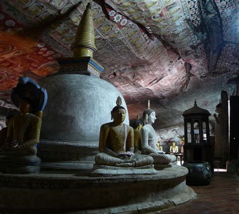 Dambulla Cave Temple Historical Facts and Pictures | The History Hub