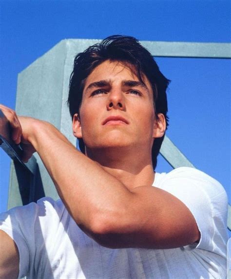 Pin on young tom cruise
