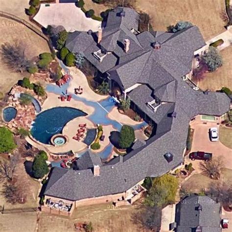 Toby Keith's House (Google Maps). The Country Superstar lives in this massive estate in his home ...