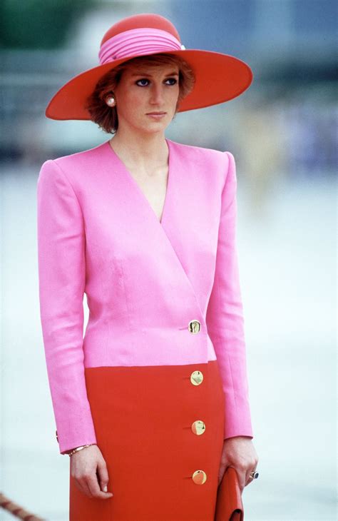 Princess Diana's Most Iconic Looks